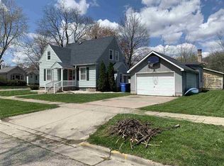 424 7th Ave, Baraboo, WI 53913
