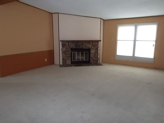 2nd image of 3275 Susan Cir S