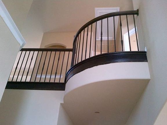 entry view of the upstair