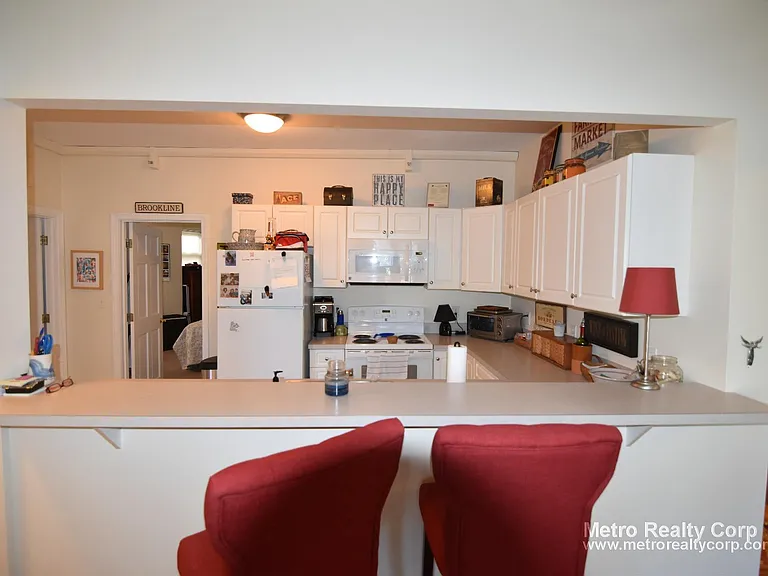 1405 Beacon St #5 — Photo 15