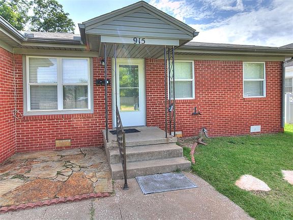 2nd image of 915 N Jefferson Pl