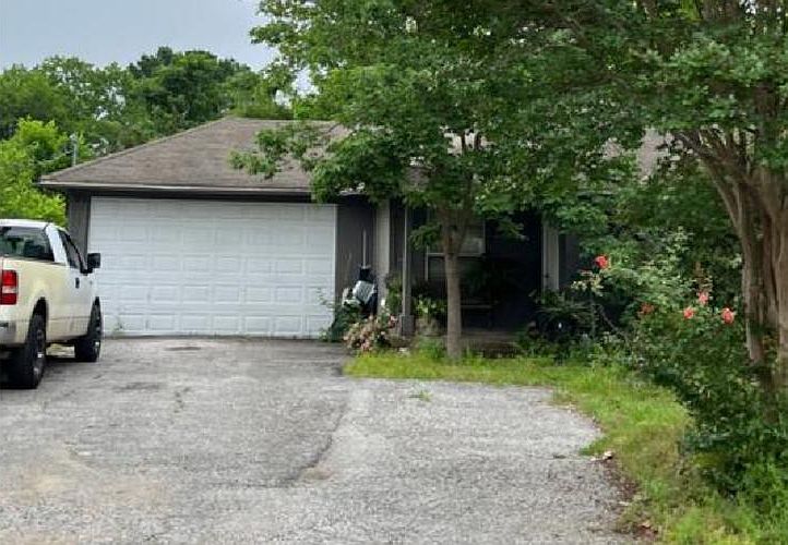 1st image of 2922 Wanda Way