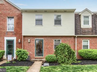 6 Garden Ct, Elizabethtown, PA 17022
