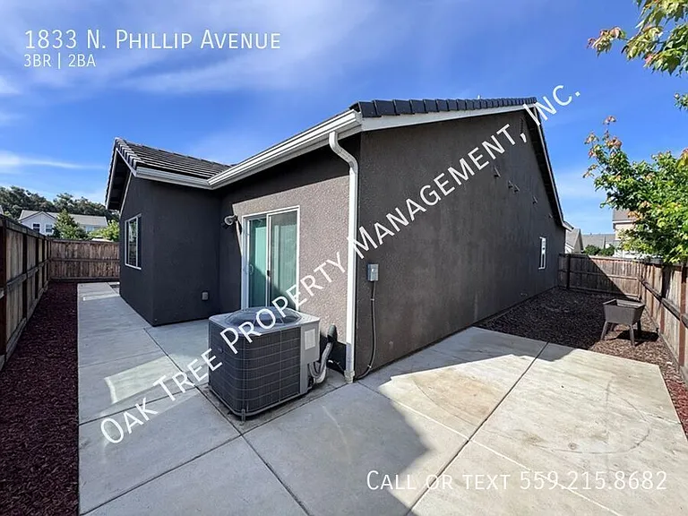 1833 N Phillip Ave — Photo 16