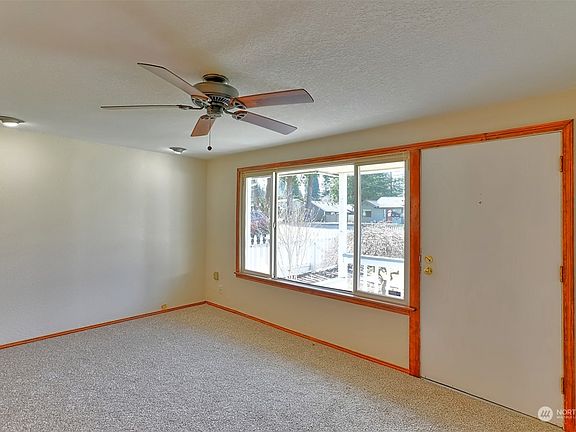 5th image of 21705 53rd Avenue W