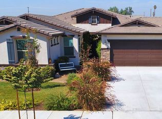 1068 W Sage Brush Way, Hanford, CA 93230