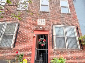 732-734 S 5th St, Philadelphia, PA