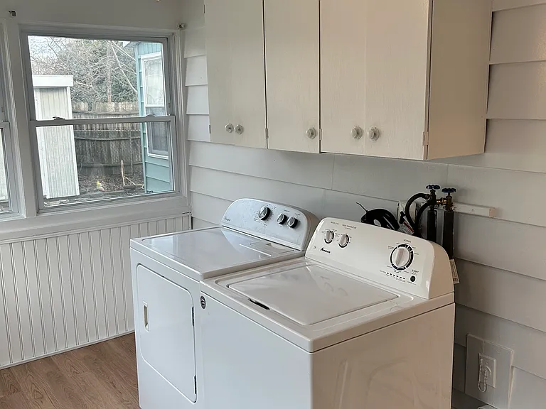 74 Matthews St — Photo 31