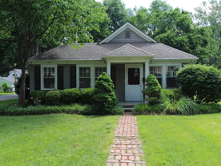 6101 Granada St — Photo 1