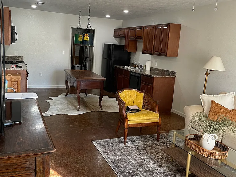 19 Blair Rd — Photo 4