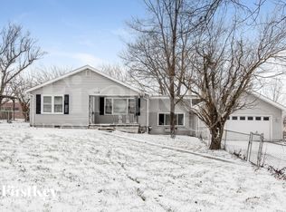 11118 N Locust St, Kansas City, MO 64155