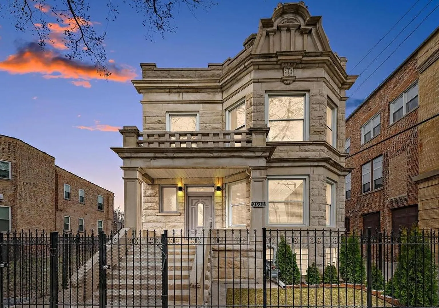 3816 W Polk St — Photo 1