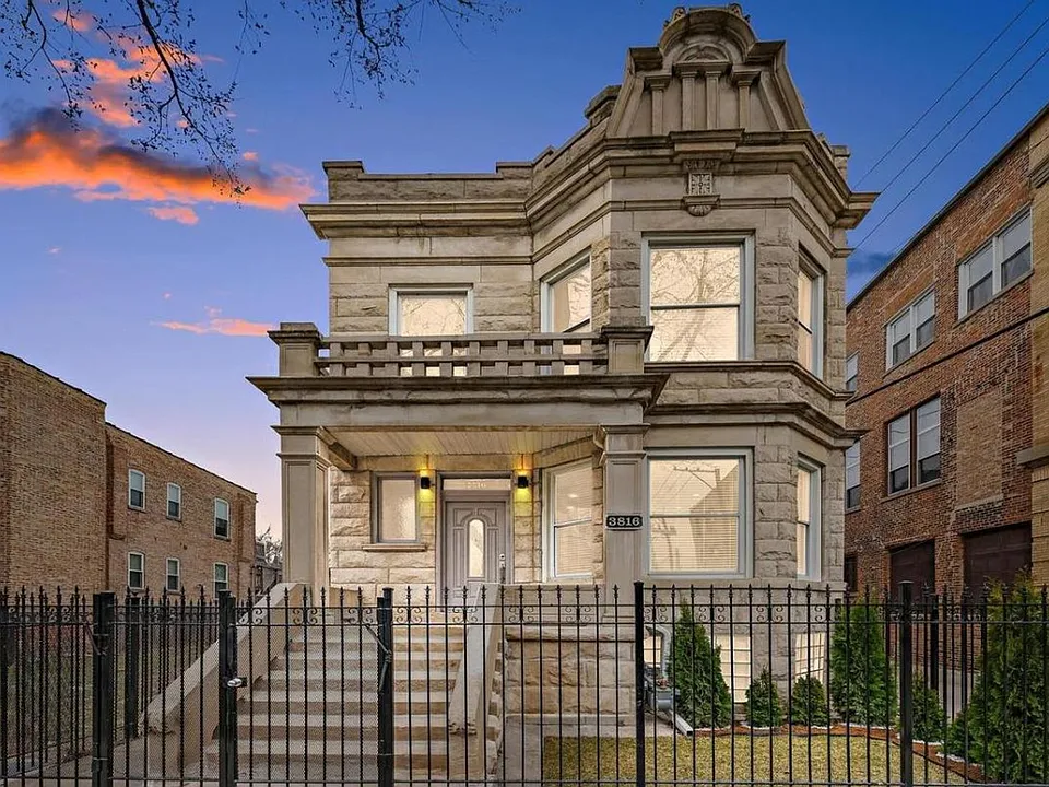 3816 W Polk St