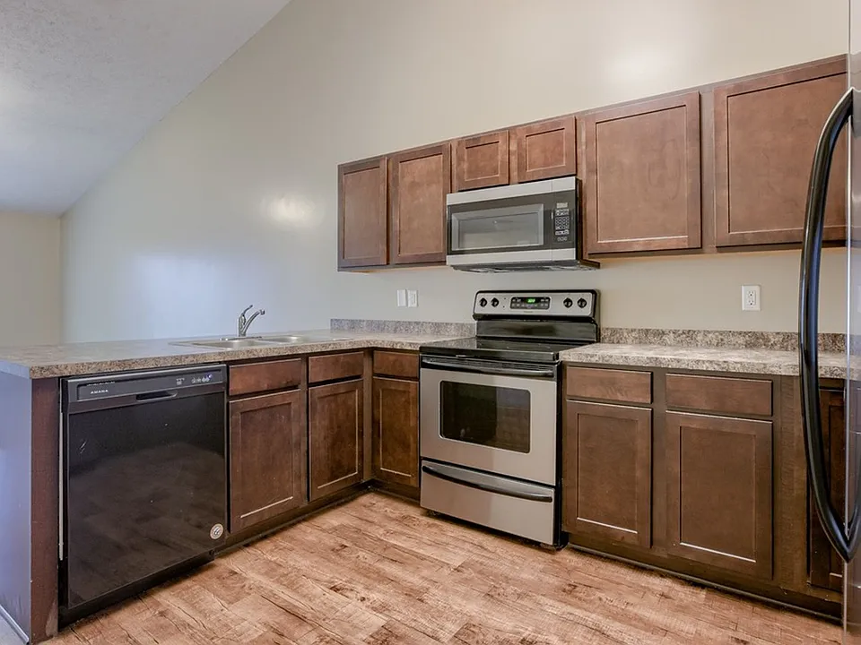 2644-48 W Timberlake Dr