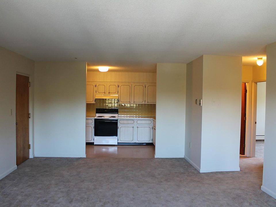 1st image of 160 Lexington St #163