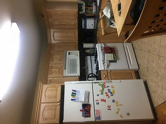 4th image of 12 E 236th St APT 3