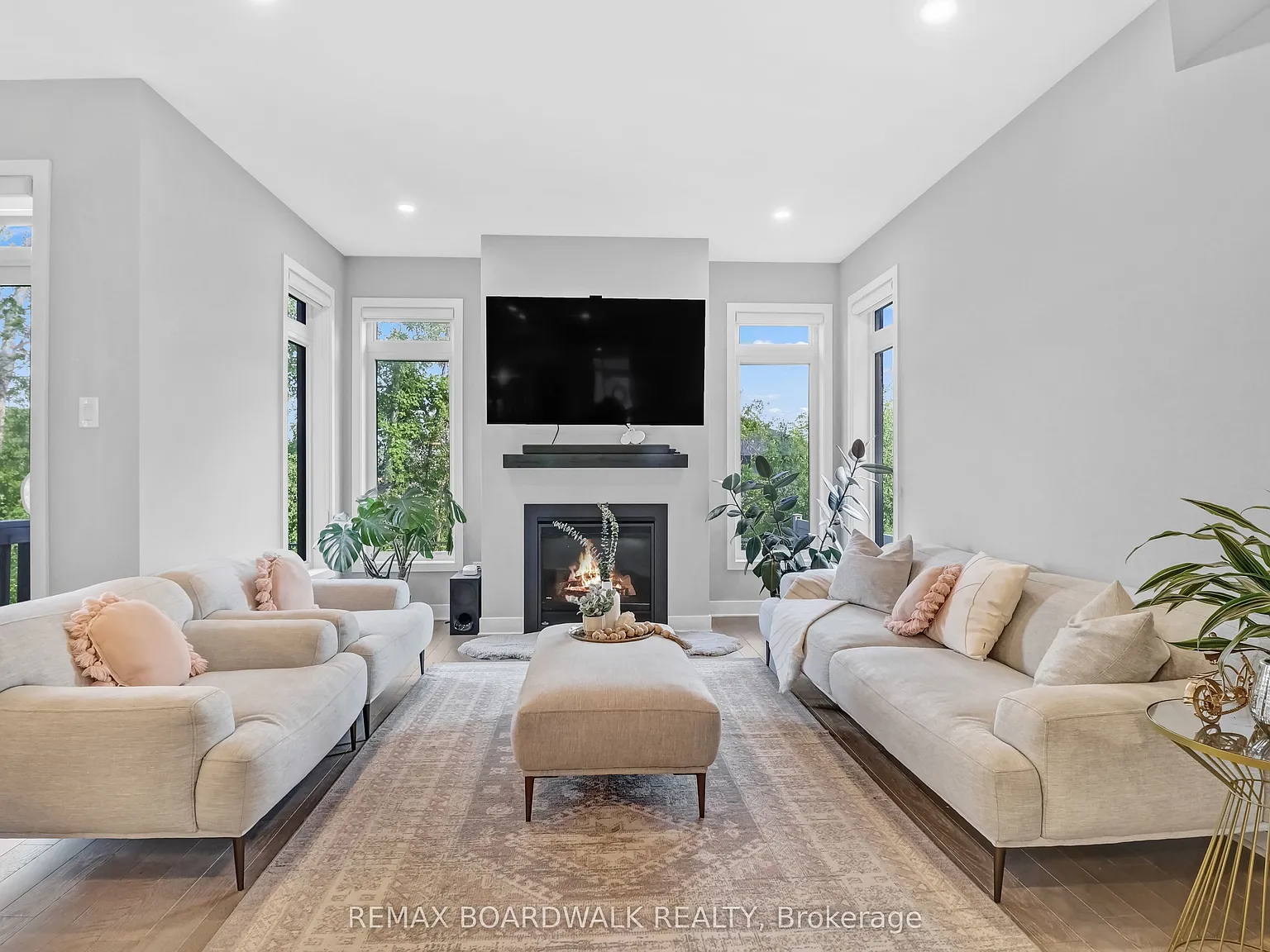 3 bed, $2,800 — Photo 4