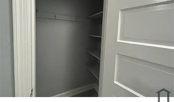 2 bed, $1,800 — Photo 4