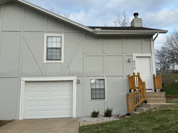 5215 Knox St, Merriam, KS 66203