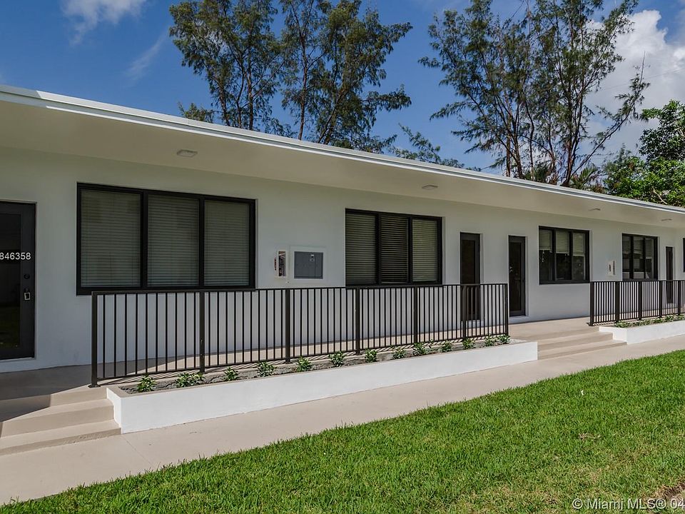 1st image of 1765 Normandy Dr APT 3