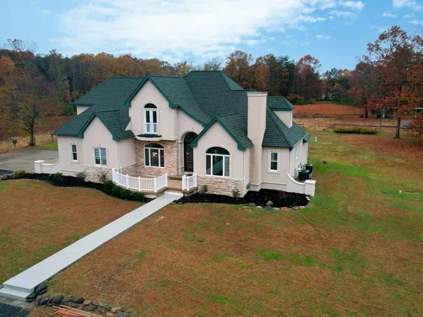 257 Waterford Rd, Hammonton, NJ 08037