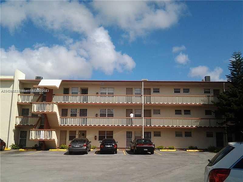 1st image of 1481 NE Miami Gardens Dr APT 369