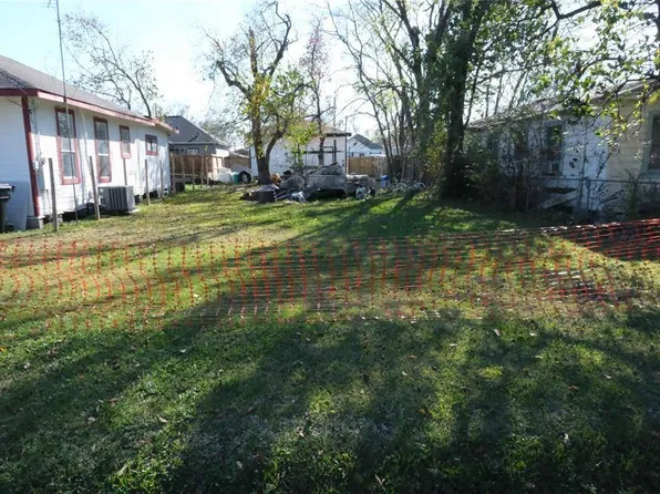 7974 Cinderella St, Houston, TX 77028