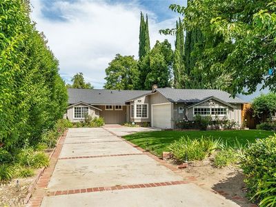 22615 Hatteras St, Woodland Hills, CA, 91367