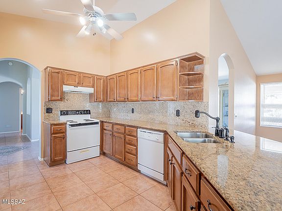 3rd image of 37838 S Cleek Dr