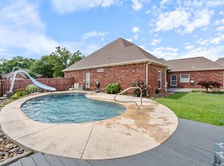 5805 S 41st St, Rogers, AR 72758