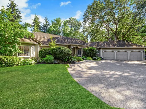 75 Country Club Circle SW, Lakewood, WA 98498