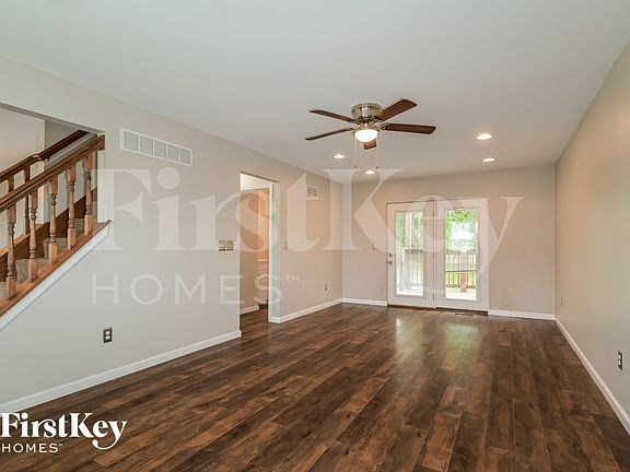 3rd image of 256 Cherrywood Parc Dr