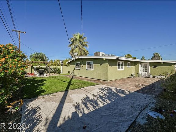 3rd image of 2317 E Wilson Ave