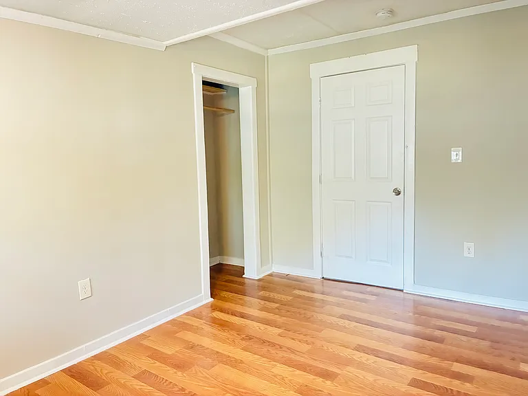 1110 Sykes St — Photo 14