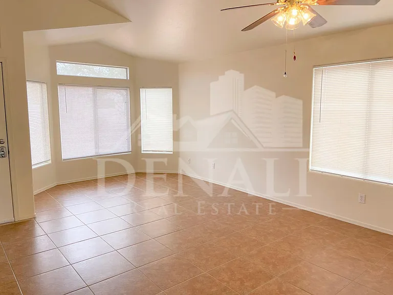 19636 N Coyote Lakes Pkwy — Photo 4