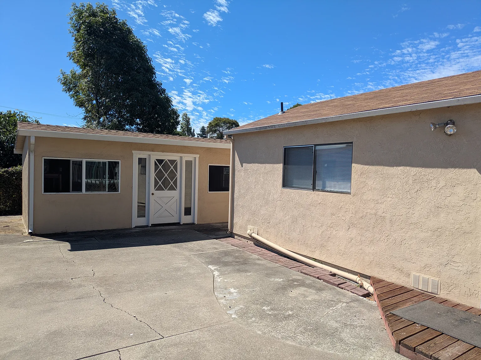Trojan Ave, San Leandro — Photo 3