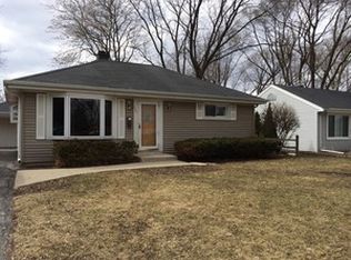 208 N Louis St, Mount Prospect, IL 60056