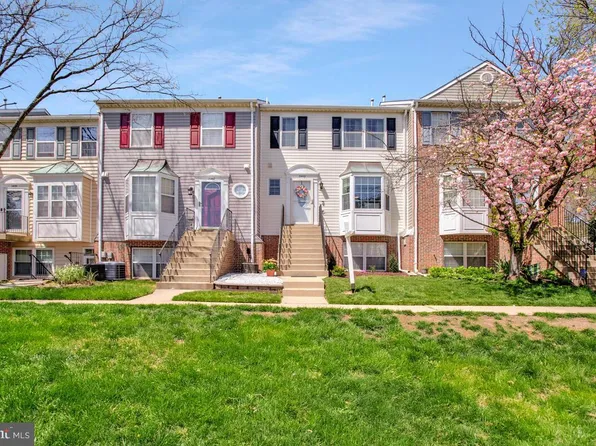 2442 Wentworth Dr, Crofton, MD 21114