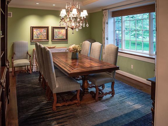 5th image of 8590 Concord Hills Cir