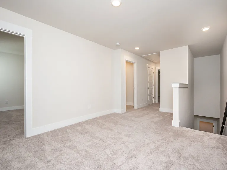 69 Galley Ln — Photo 12
