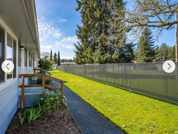 2nd image of 18703 1st Avenue Ct S Unit 6