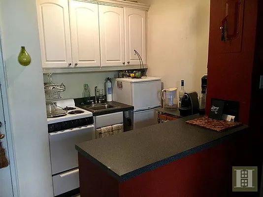 Rented by Halstead Real Estate | media 4