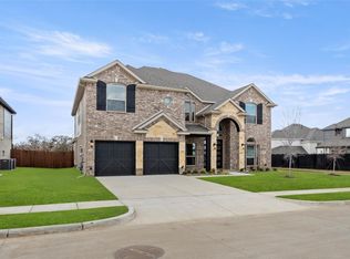 1312 Cash St, Burleson, TX 76028