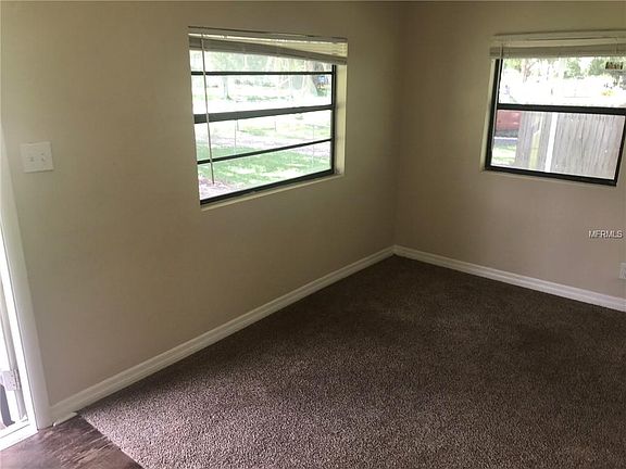 2nd image of 3067 SW Harvey Ave