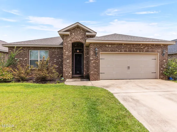 206 Barnyard Way, Perry, GA 31069