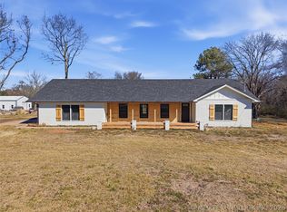 11919 E Southern Hills Rd, Claremore, OK 74019