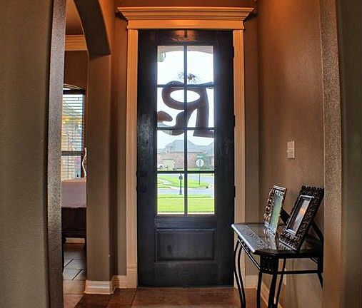 5th image of 409 Remington Dr