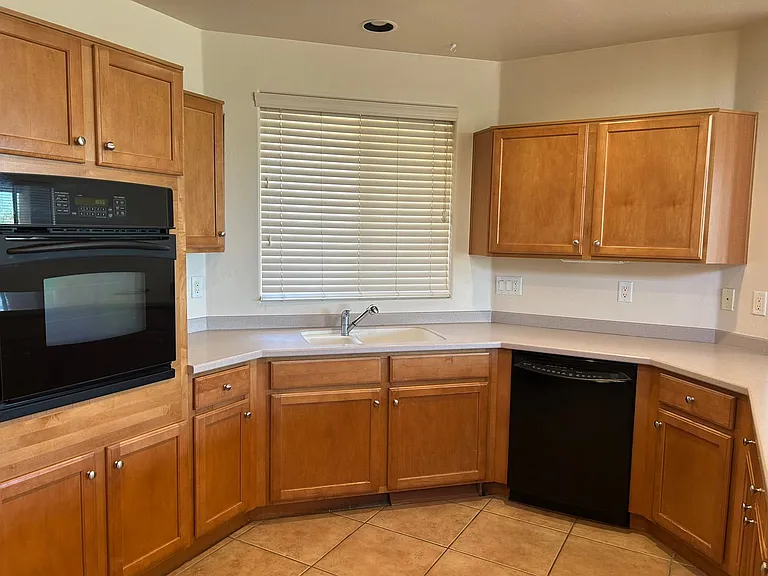 13798 E Fiery Dawn Dr — Photo 9