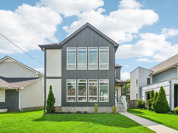 3rd image of 707 28th Ave N