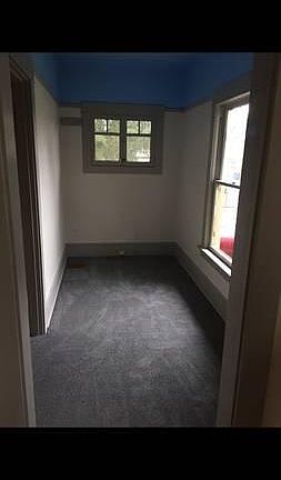 3rd image of 5816 SE Firwood St
